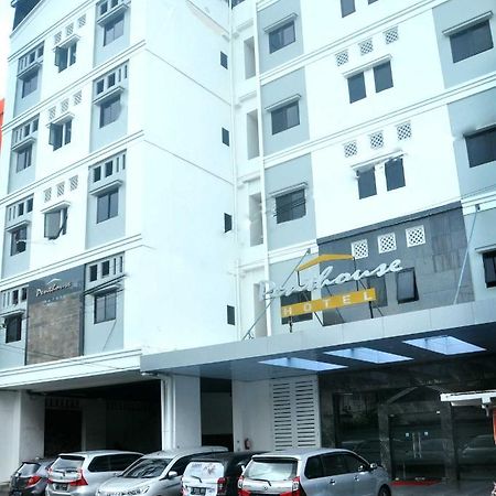 Ams Penthouse Hotel Jakarta Exterior photo
